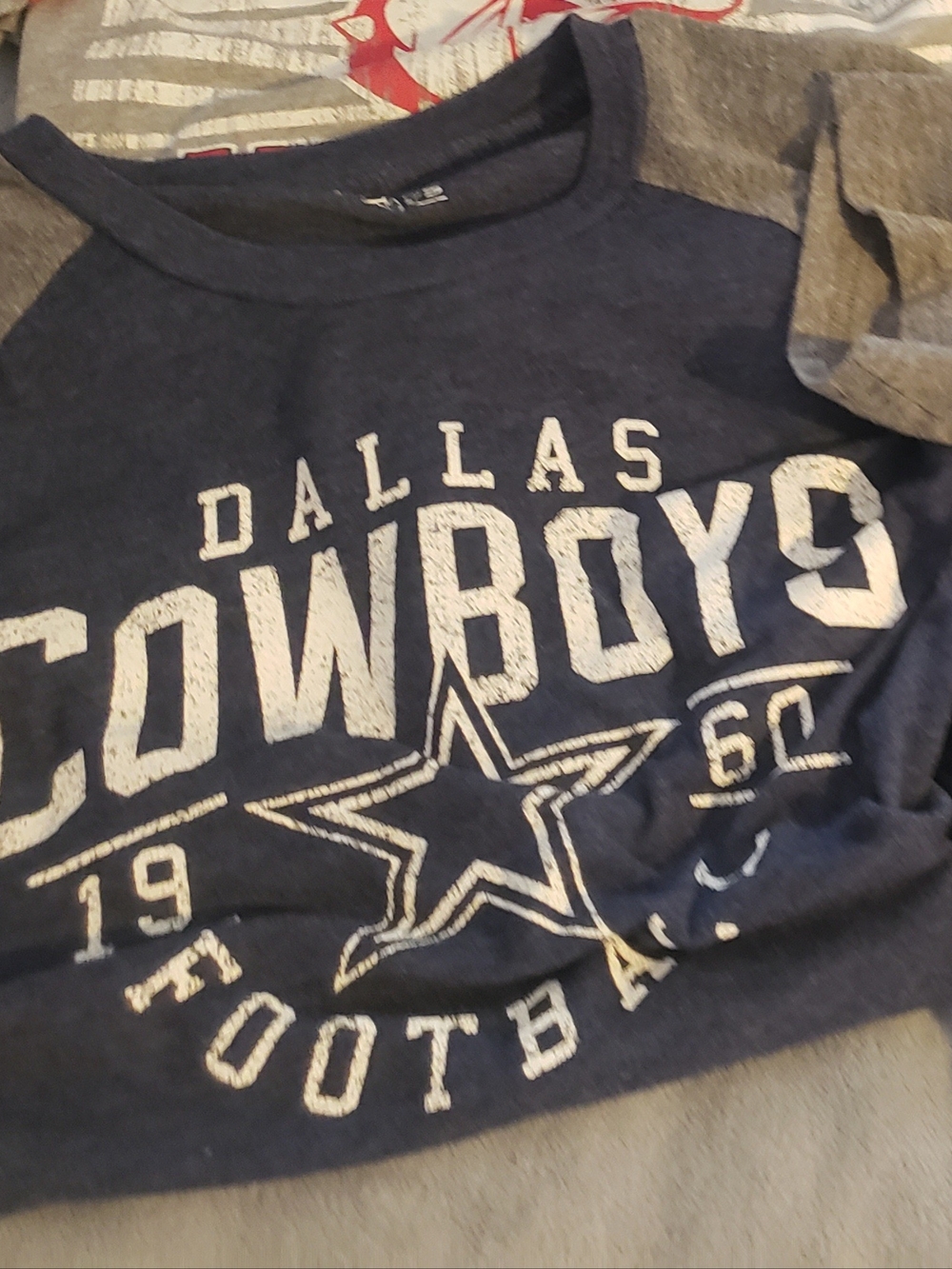 Dallas Cowboys Mens Navy & Gray Raglan Tee - NFL Team Shirt